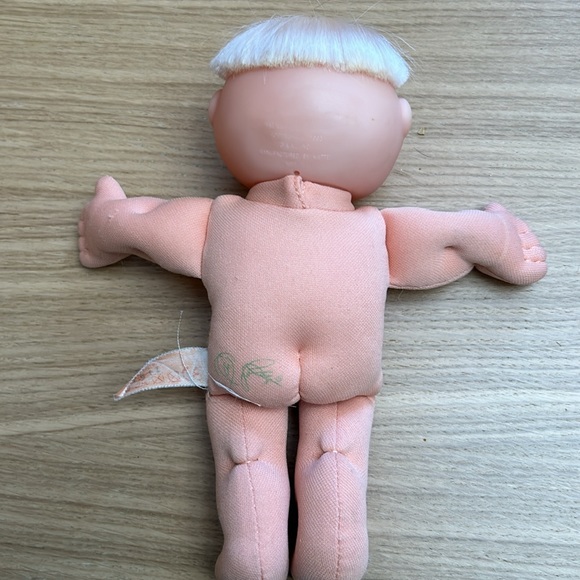 Min cabbage patch doll - Picture 3 of 6